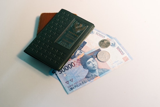 Money Safety Tips Every Traveler Needs