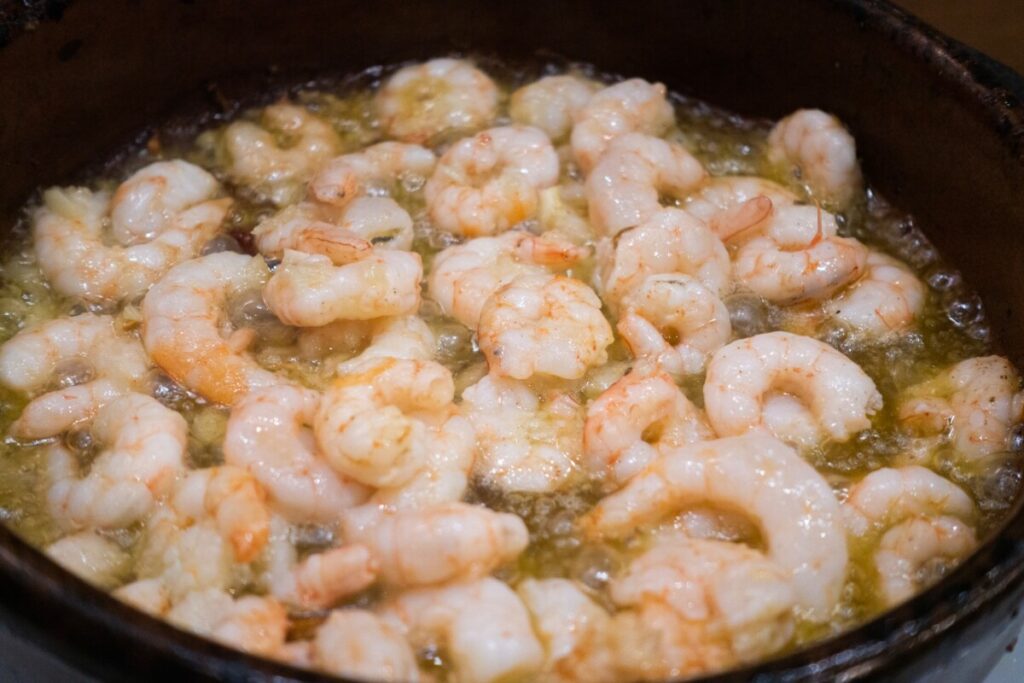 cooking shrimps with butter